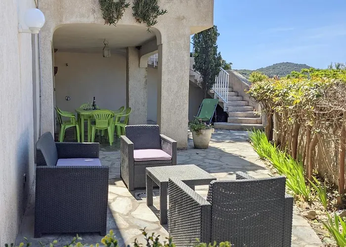 L'acacia - D'argent A 300m Coti-Chiavari (Corsica)