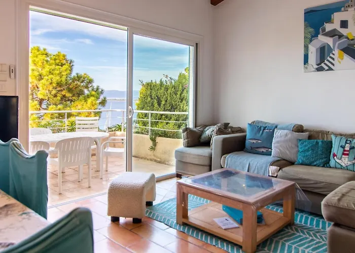 L'acacia - D'argent A 300m 科蒂基亚瓦里